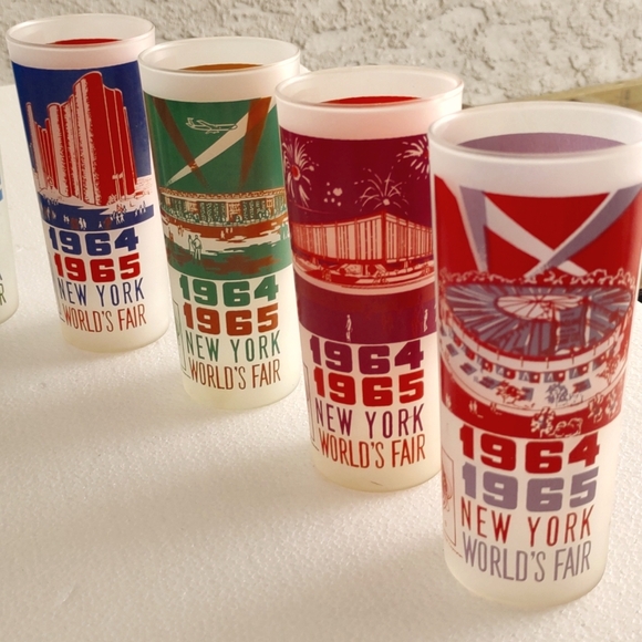 Set of eight New York 1964/65 World's Fair Glasses - Picture 3 of 10